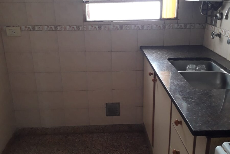 LAPRIDA 3568 - UN DORMITORIO