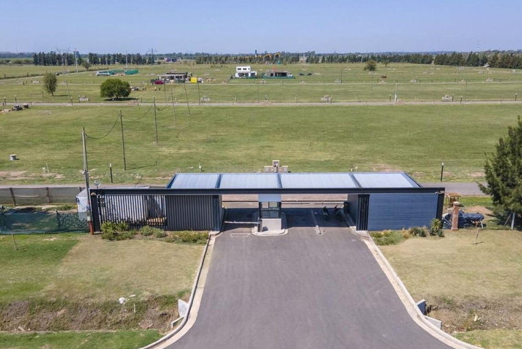 LOTE DE 830M2 VENTA BARRIO CERRADO FIHSERTON ROSARIO