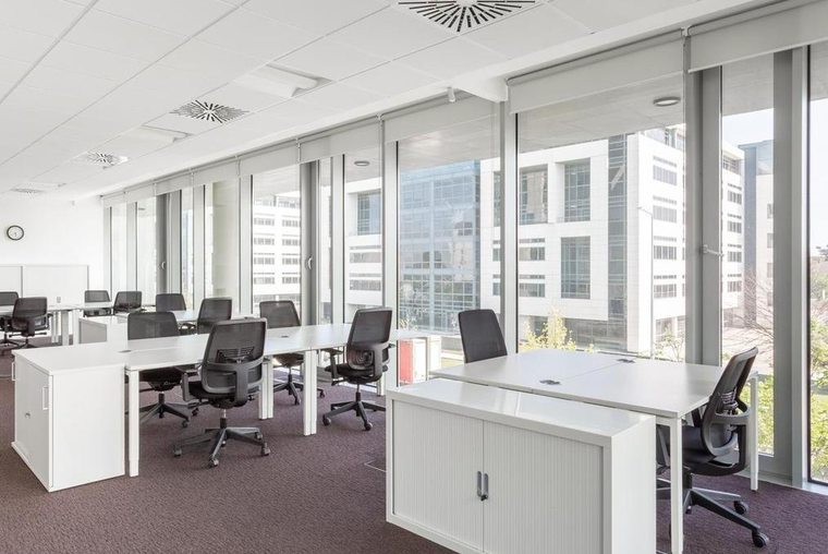 Oficina abierta lista para usar para 15 personas en Mendoza, Chacras Park