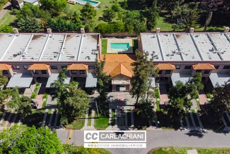 Condominio casa 3 dormitorios, Aldea, Fisherton