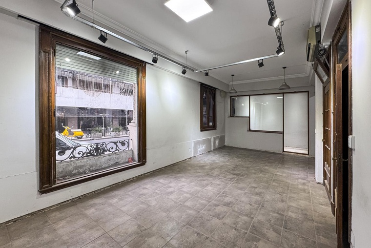 Casa apto profesional en PB a metros del Paseo del Siglo